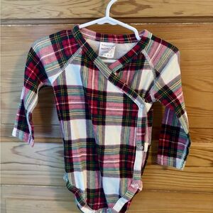 Hanna Andersson Long Sleeve Holiday Plaid Baby Bodysuit
